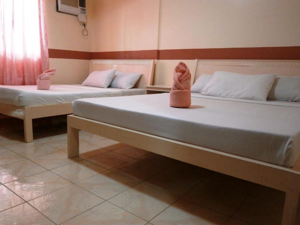 Alliyah'S Beach Resort Balabag  Room photo
