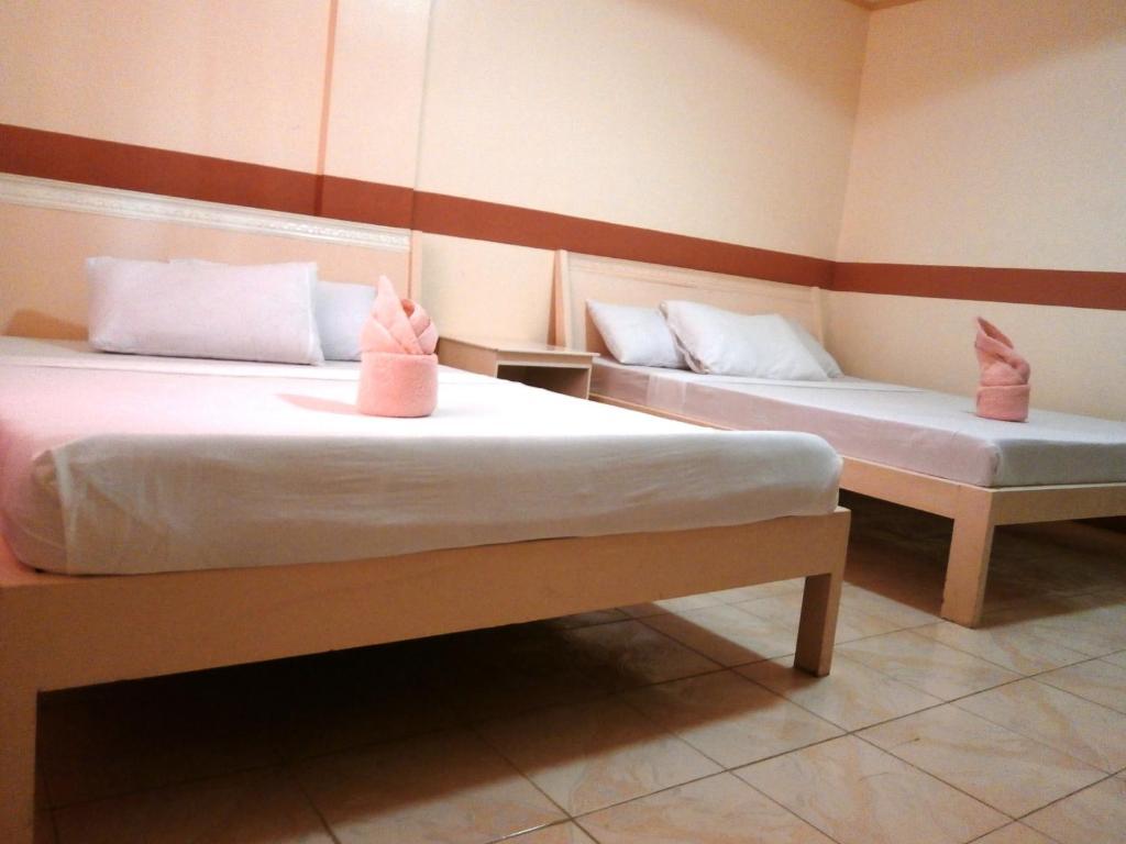 Alliyah'S Beach Resort Balabag  Room photo