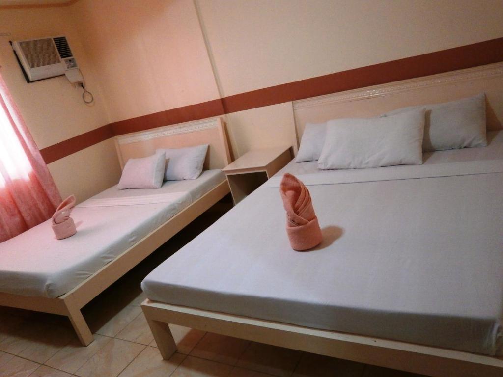 Alliyah'S Beach Resort Balabag  Room photo