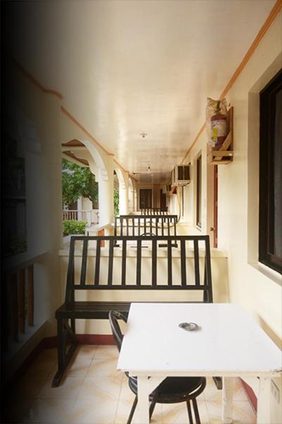 Alliyah'S Beach Resort Balabag  Exterior photo