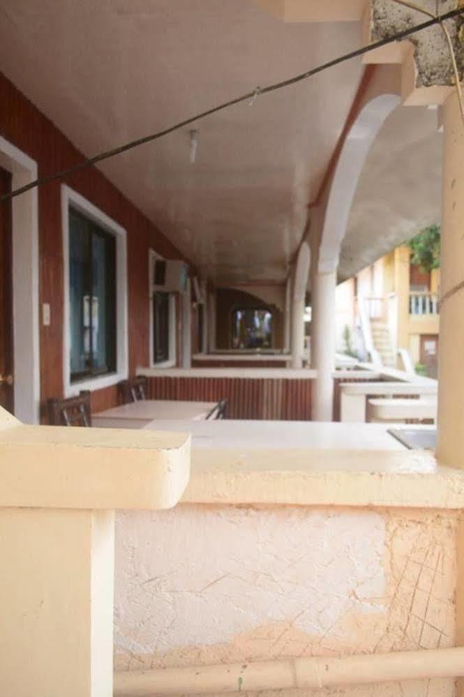 Alliyah'S Beach Resort Balabag  Exterior photo